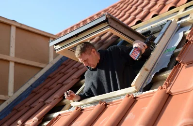 Pose de fenêtres de toit Velux à Sainte-Christine